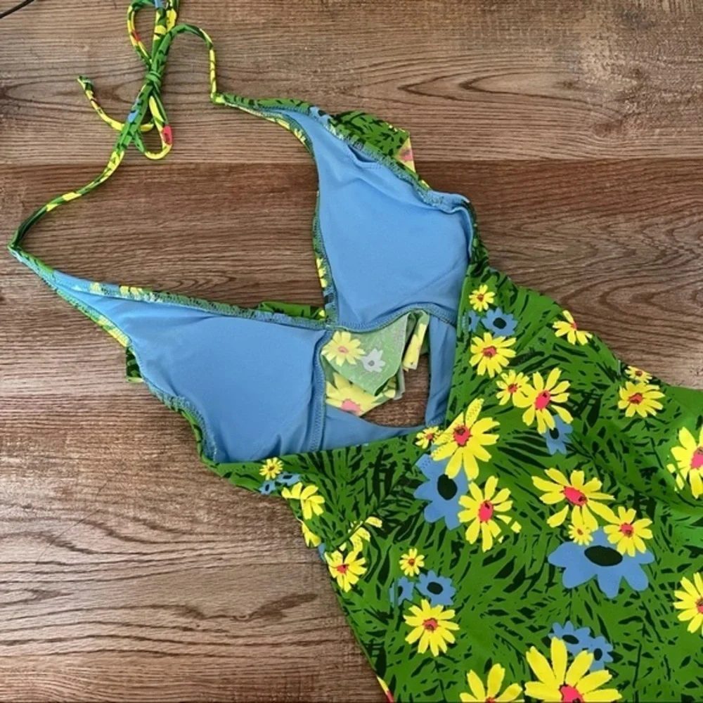 NWT Aerie Green Floral 1PC Swimsuit